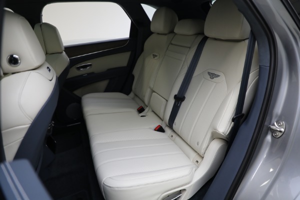 New 2024 Bentley Bentayga V8 for sale Sold at Alfa Romeo of Greenwich in Greenwich CT 06830 27