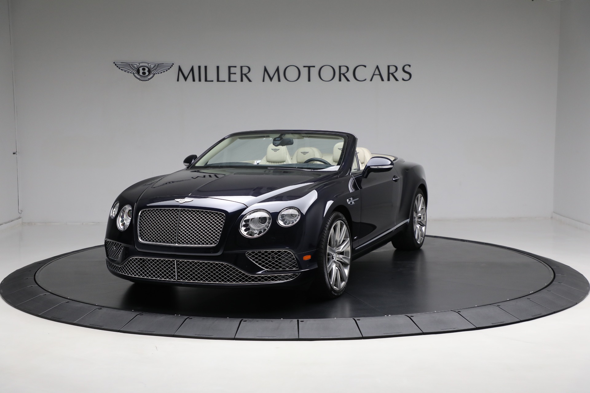 Used 2018 Bentley Continental GT for sale $159,900 at Alfa Romeo of Greenwich in Greenwich CT 06830 1