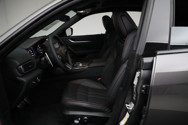 New 2024 Maserati Levante Modena Ultima for sale Sold at Alfa Romeo of Greenwich in Greenwich CT 06830 28
