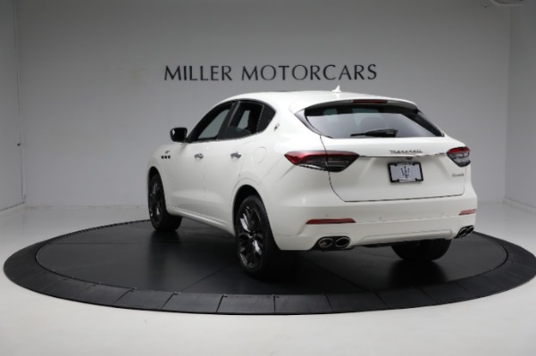 New 2024 Maserati Levante GT Ultima for sale $103,495 at Alfa Romeo of Greenwich in Greenwich CT 06830 11