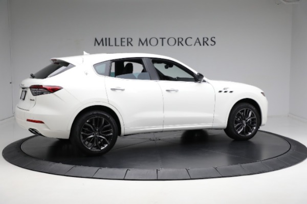 New 2024 Maserati Levante GT Ultima for sale $103,495 at Alfa Romeo of Greenwich in Greenwich CT 06830 16