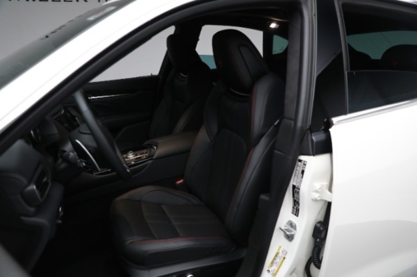 New 2024 Maserati Levante GT Ultima for sale Sold at Alfa Romeo of Greenwich in Greenwich CT 06830 27
