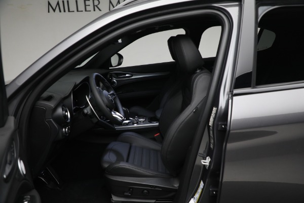 New 2024 Alfa Romeo Stelvio Veloce for sale Sold at Alfa Romeo of Greenwich in Greenwich CT 06830 22