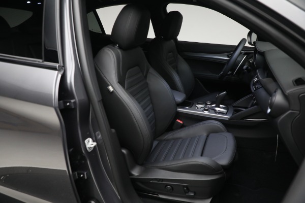 New 2024 Alfa Romeo Stelvio Veloce for sale Sold at Alfa Romeo of Greenwich in Greenwich CT 06830 24