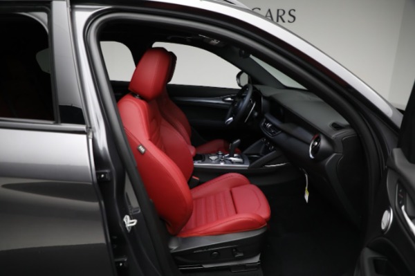 New 2024 Alfa Romeo Stelvio Veloce for sale Sold at Alfa Romeo of Greenwich in Greenwich CT 06830 28