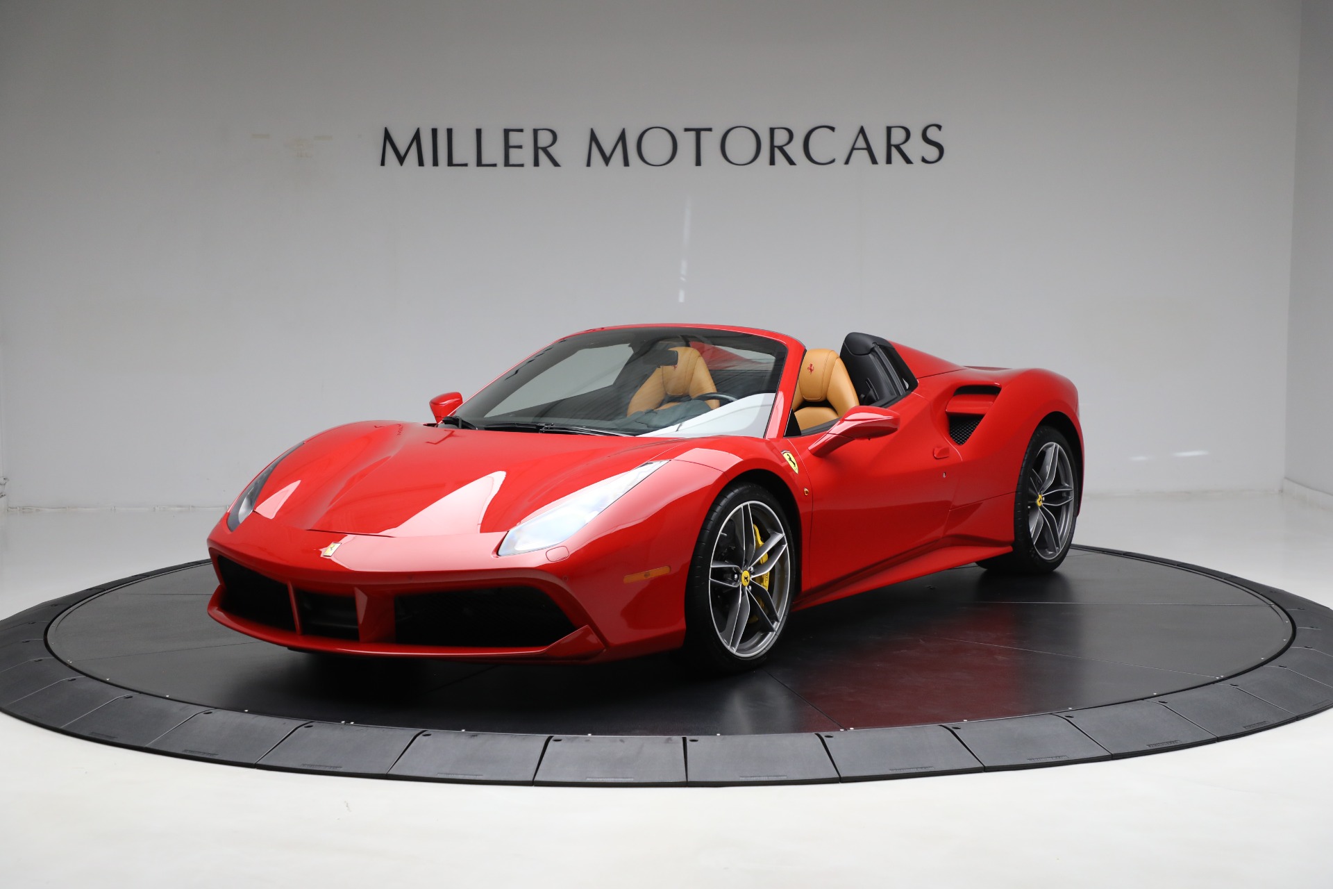 Used 2019 Ferrari 488 Spider for sale Sold at Alfa Romeo of Greenwich in Greenwich CT 06830 1