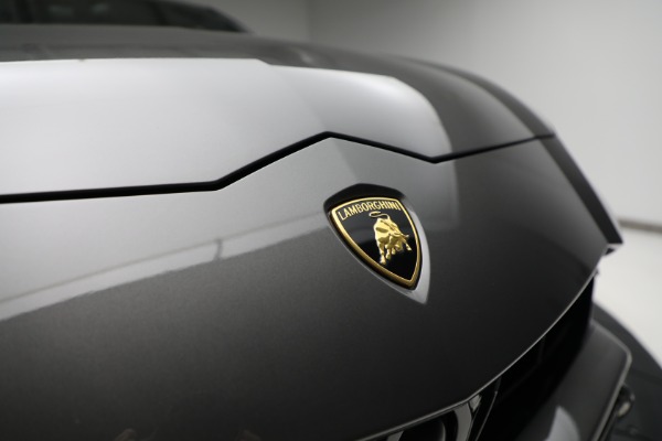 Used 2021 Lamborghini Urus for sale $212,900 at Alfa Romeo of Greenwich in Greenwich CT 06830 14