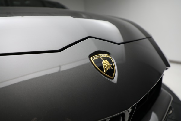 Used 2021 Lamborghini Urus for sale Sold at Alfa Romeo of Greenwich in Greenwich CT 06830 14