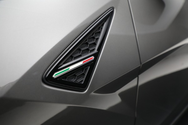 Used 2021 Lamborghini Urus for sale Sold at Alfa Romeo of Greenwich in Greenwich CT 06830 15