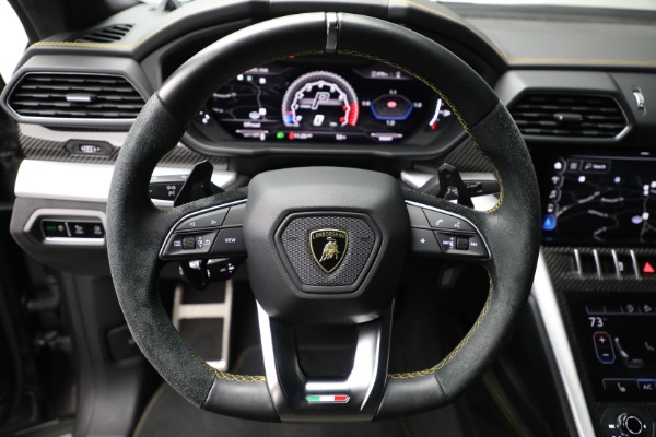 Used 2021 Lamborghini Urus for sale Sold at Alfa Romeo of Greenwich in Greenwich CT 06830 21