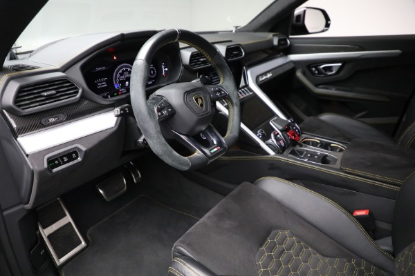 Used 2021 Lamborghini Urus for sale Sold at Alfa Romeo of Greenwich in Greenwich CT 06830 22