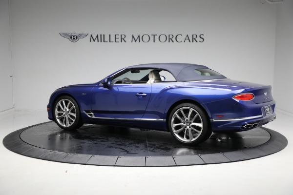 New 2023 Bentley Continental GTC Azure V8 for sale $304,900 at Alfa Romeo of Greenwich in Greenwich CT 06830 16