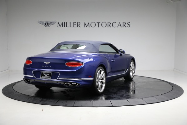 Used 2023 Bentley Continental GTC Azure V8 for sale Sold at Alfa Romeo of Greenwich in Greenwich CT 06830 19