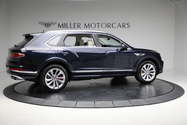 New 2024 Bentley Bentayga EWB V8 for sale $204,900 at Alfa Romeo of Greenwich in Greenwich CT 06830 11
