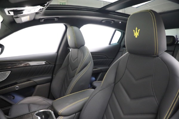 New 2024 Maserati Grecale Trofeo for sale Sold at Alfa Romeo of Greenwich in Greenwich CT 06830 23