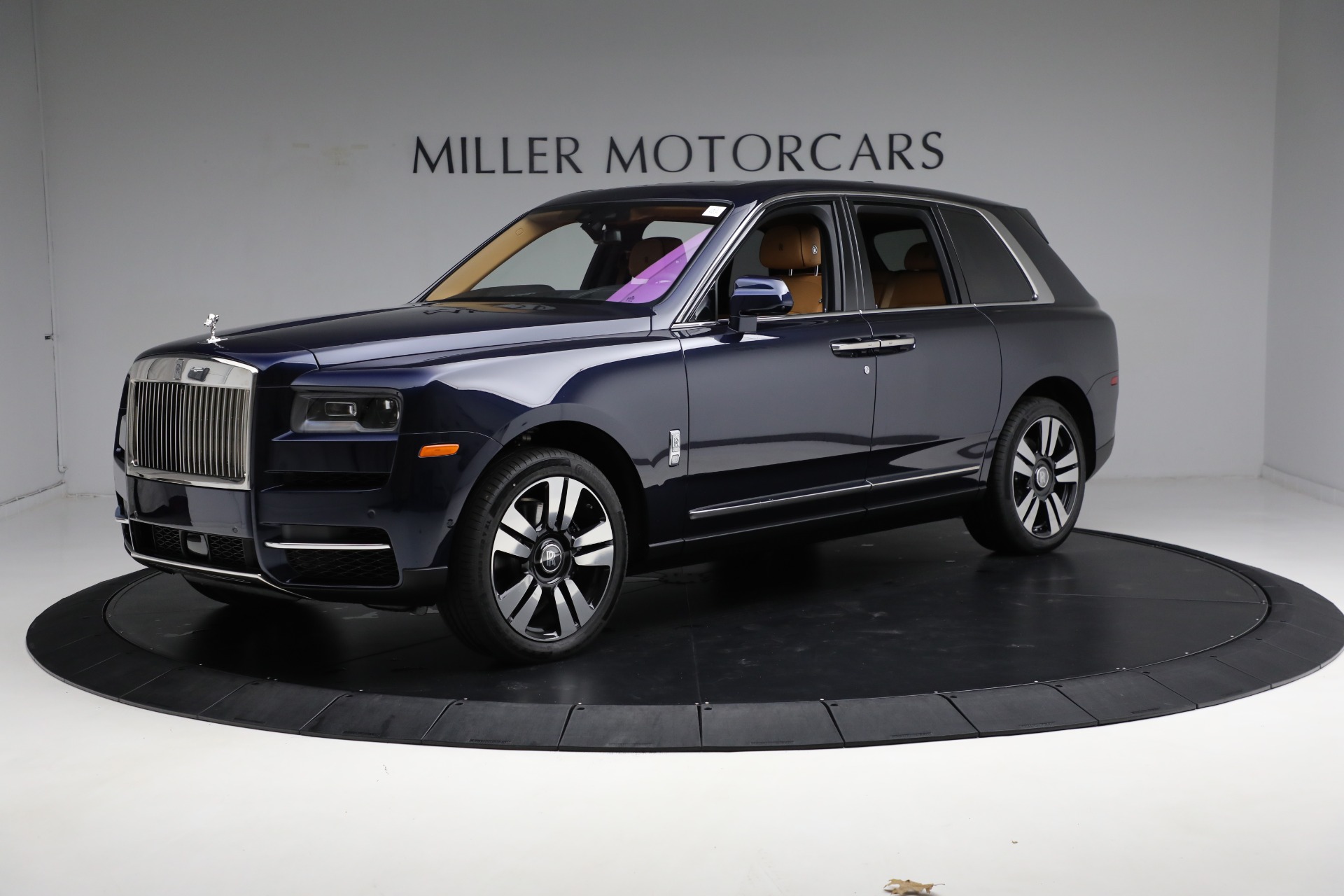 New 2024 Rolls-Royce Cullinan for sale Sold at Alfa Romeo of Greenwich in Greenwich CT 06830 1