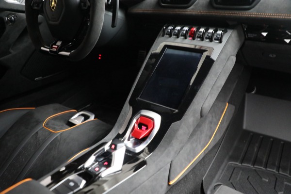 Used 2023 Lamborghini Huracan Sterrato for sale Sold at Alfa Romeo of Greenwich in Greenwich CT 06830 20
