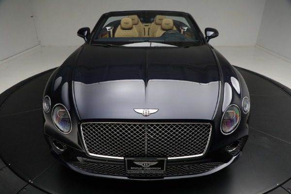 Used 2022 Bentley Continental GTC V8 for sale $249,900 at Alfa Romeo of Greenwich in Greenwich CT 06830 13