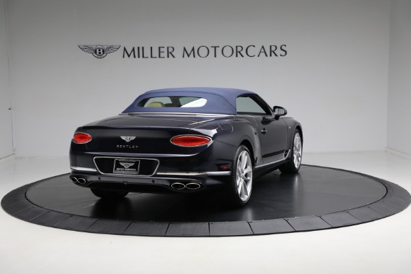 Used 2022 Bentley Continental GTC V8 for sale $249,900 at Alfa Romeo of Greenwich in Greenwich CT 06830 21