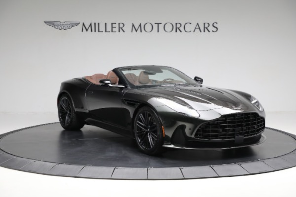 Used 2024 Aston Martin DB12 Volante for sale $279,900 at Alfa Romeo of Greenwich in Greenwich CT 06830 10