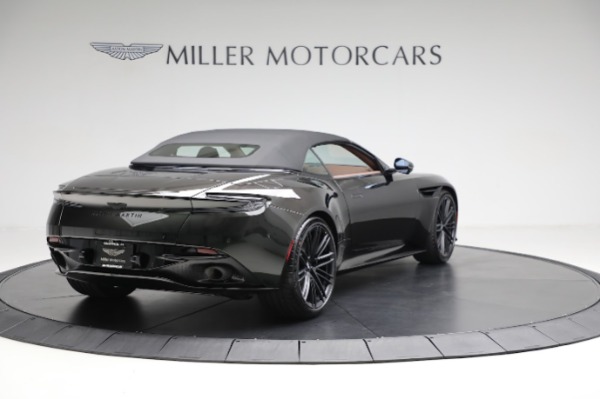 Used 2024 Aston Martin DB12 Volante for sale $279,900 at Alfa Romeo of Greenwich in Greenwich CT 06830 16