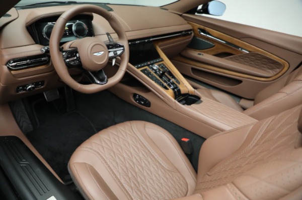 New 2024 Aston Martin DB12 Volante for sale $320,800 at Alfa Romeo of Greenwich in Greenwich CT 06830 19