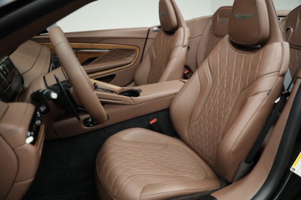 New 2024 Aston Martin DB12 Volante for sale $320,800 at Alfa Romeo of Greenwich in Greenwich CT 06830 21