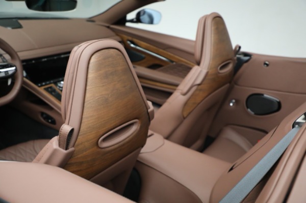 Used 2024 Aston Martin DB12 Volante for sale $279,900 at Alfa Romeo of Greenwich in Greenwich CT 06830 23