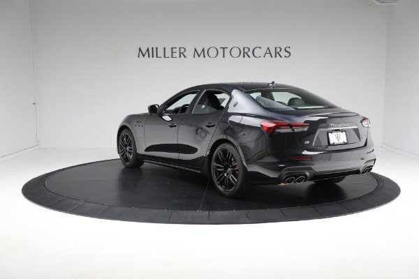 Used 2024 Maserati Ghibli Modena Ultima Q4 for sale $69,900 at Alfa Romeo of Greenwich in Greenwich CT 06830 10