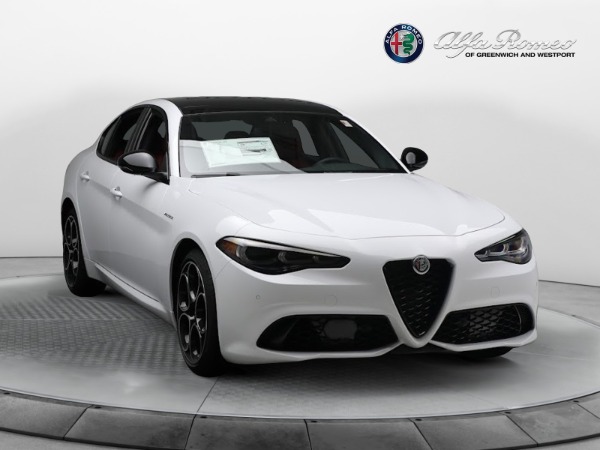 New 2024 Alfa Romeo Giulia Veloce for sale Sold at Alfa Romeo of Greenwich in Greenwich CT 06830 24