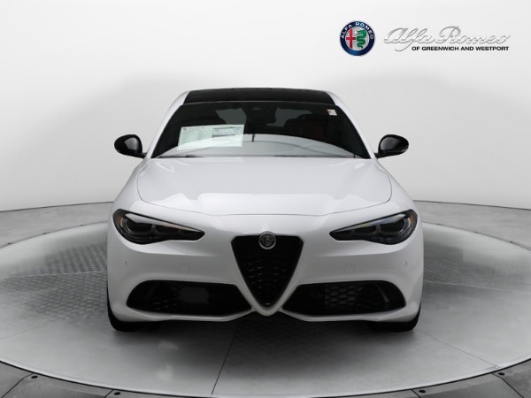 New 2024 Alfa Romeo Giulia Veloce for sale $56,710 at Alfa Romeo of Greenwich in Greenwich CT 06830 26
