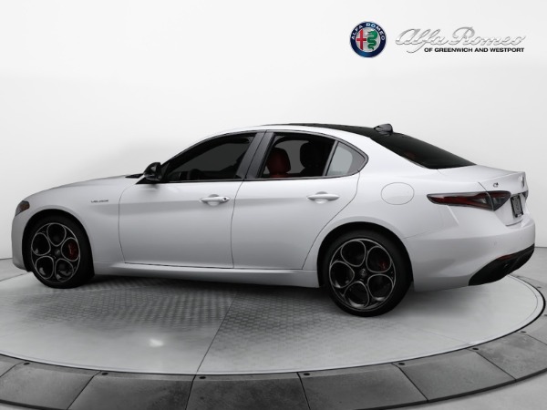 New 2024 Alfa Romeo Giulia Veloce for sale $56,710 at Alfa Romeo of Greenwich in Greenwich CT 06830 8