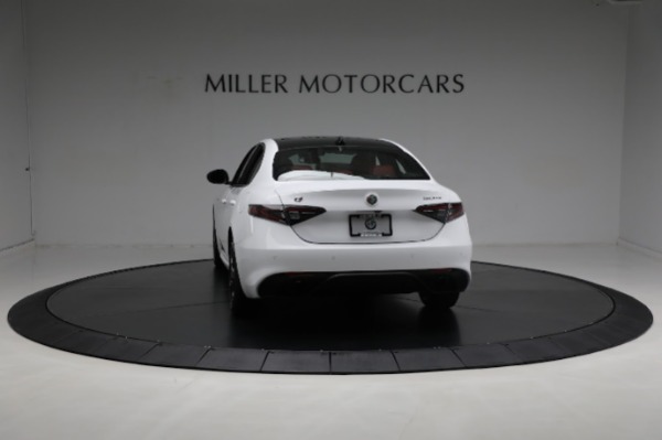 New 2024 Alfa Romeo Giulia Veloce for sale Sold at Alfa Romeo of Greenwich in Greenwich CT 06830 13