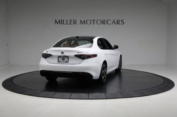 New 2024 Alfa Romeo Giulia Veloce for sale Sold at Alfa Romeo of Greenwich in Greenwich CT 06830 15