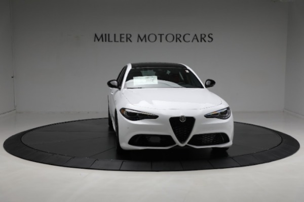 New 2024 Alfa Romeo Giulia Veloce for sale $56,710 at Alfa Romeo of Greenwich in Greenwich CT 06830 27