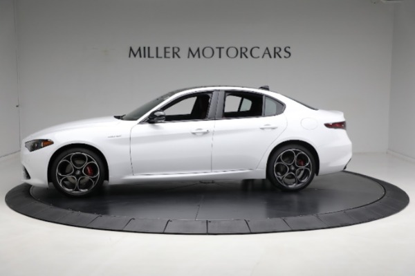 New 2024 Alfa Romeo Giulia Veloce for sale Sold at Alfa Romeo of Greenwich in Greenwich CT 06830 6