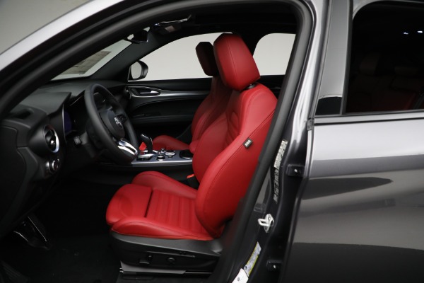 New 2024 Alfa Romeo Stelvio Ti for sale Sold at Alfa Romeo of Greenwich in Greenwich CT 06830 27