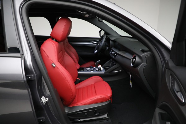 New 2024 Alfa Romeo Stelvio Ti for sale Sold at Alfa Romeo of Greenwich in Greenwich CT 06830 28