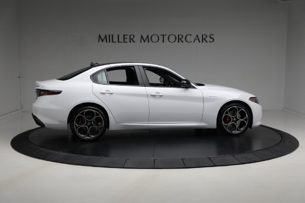 New 2024 Alfa Romeo Giulia Veloce for sale Sold at Alfa Romeo of Greenwich in Greenwich CT 06830 17