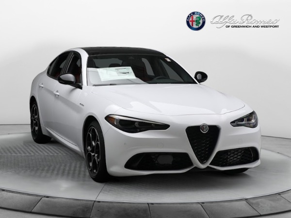 New 2024 Alfa Romeo Giulia Veloce for sale Sold at Alfa Romeo of Greenwich in Greenwich CT 06830 22