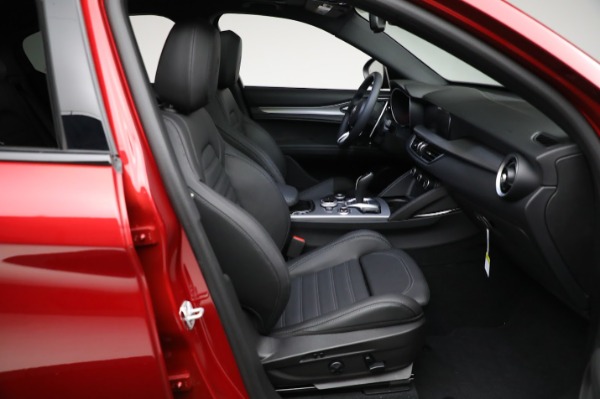 New 2024 Alfa Romeo Stelvio Veloce for sale Sold at Alfa Romeo of Greenwich in Greenwich CT 06830 28