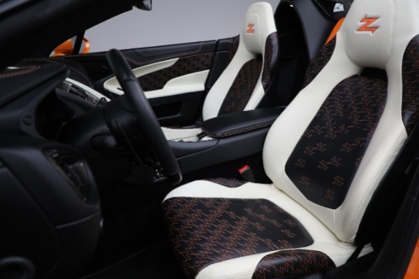 Used 2018 Aston Martin Vanquish Zagato Speedster for sale $650,000 at Alfa Romeo of Greenwich in Greenwich CT 06830 16