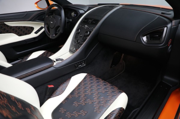 Used 2018 Aston Martin Vanquish Zagato Speedster for sale $650,000 at Alfa Romeo of Greenwich in Greenwich CT 06830 28