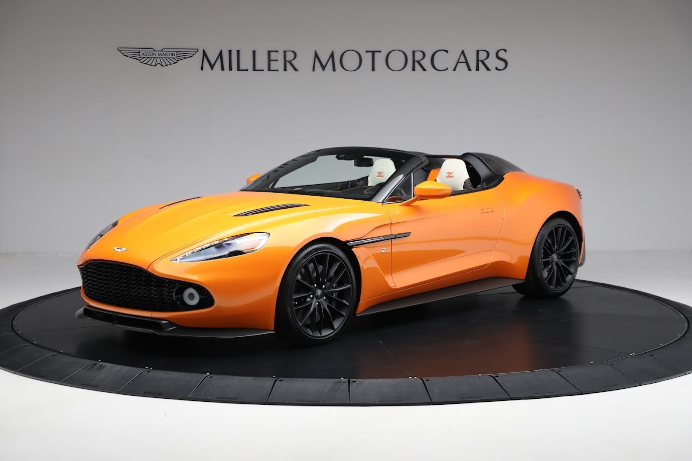Used 2018 Aston Martin Vanquish Zagato Speedster for sale $650,000 at Alfa Romeo of Greenwich in Greenwich CT 06830 1