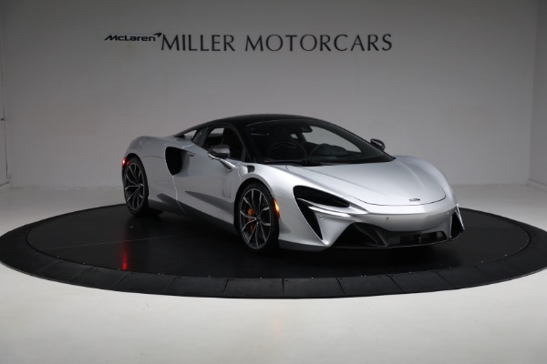 New 2023 McLaren Artura Vision for sale Sold at Alfa Romeo of Greenwich in Greenwich CT 06830 11