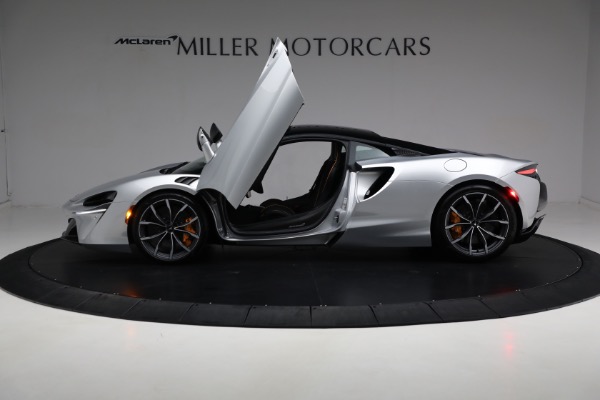 New 2023 McLaren Artura Vision for sale Sold at Alfa Romeo of Greenwich in Greenwich CT 06830 14