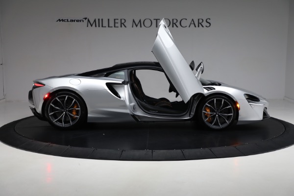 New 2023 McLaren Artura Vision for sale Sold at Alfa Romeo of Greenwich in Greenwich CT 06830 18
