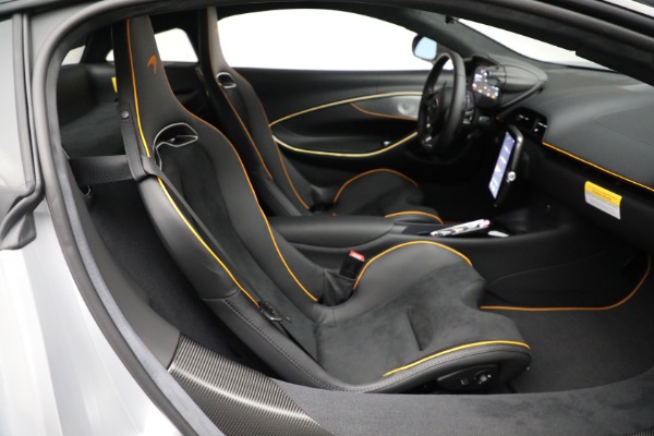 New 2023 McLaren Artura Vision for sale Sold at Alfa Romeo of Greenwich in Greenwich CT 06830 25