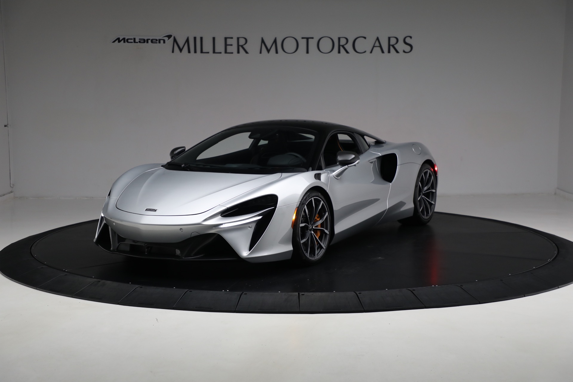 New 2023 McLaren Artura Vision for sale $296,092 at Alfa Romeo of Greenwich in Greenwich CT 06830 1