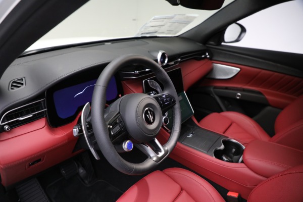 New 2024 Maserati Grecale Modena for sale Sold at Alfa Romeo of Greenwich in Greenwich CT 06830 25